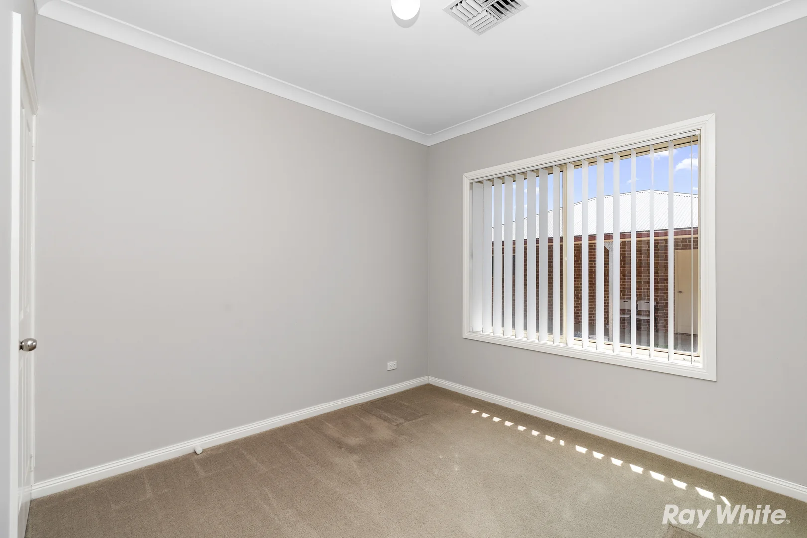 Additional image 10 of 7 Loughan Road, Junee NSW 2663