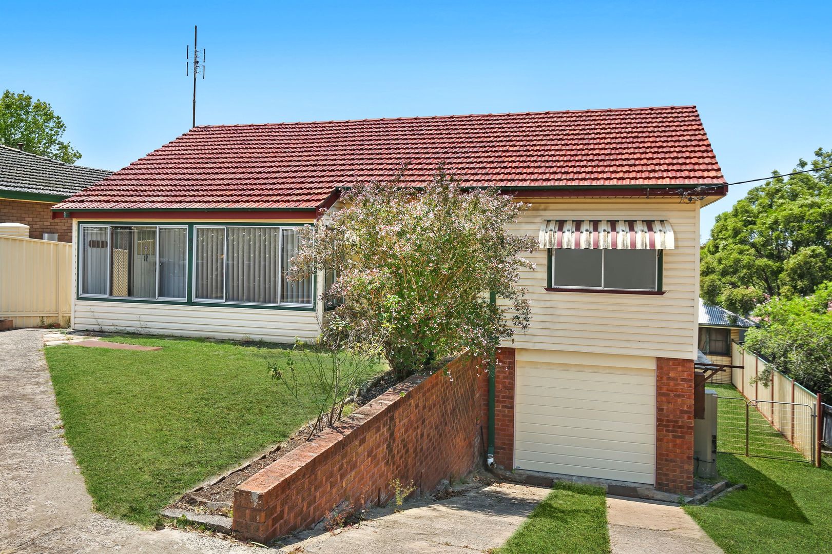 93 Robsons Road, West Wollongong Property History & Address Research