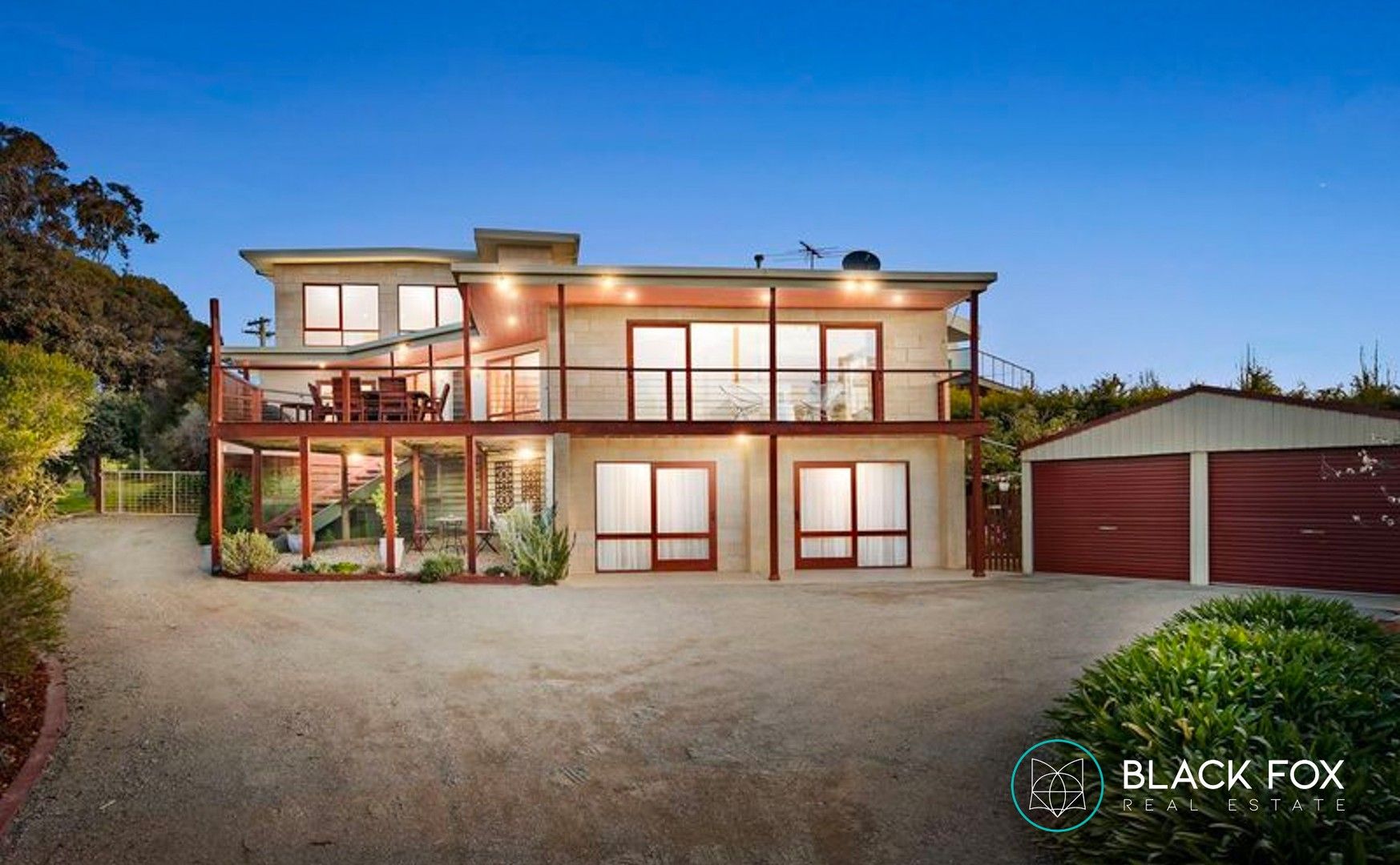 5 bedrooms House in 19 Raymond Street MOUNT MARTHA VIC, 3934