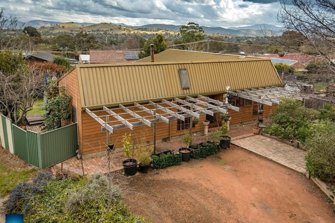 Picture of 12 Simon Place, KAMBAH ACT 2902