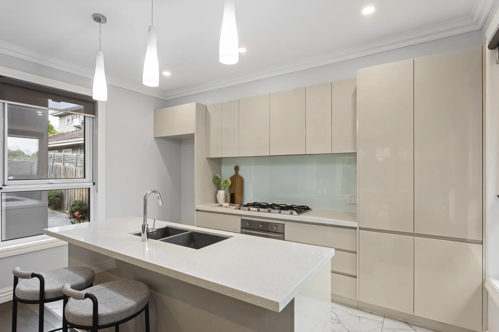 Additional image 4 of 2/10 Kilsyth Avenue, Burwood VIC 3125