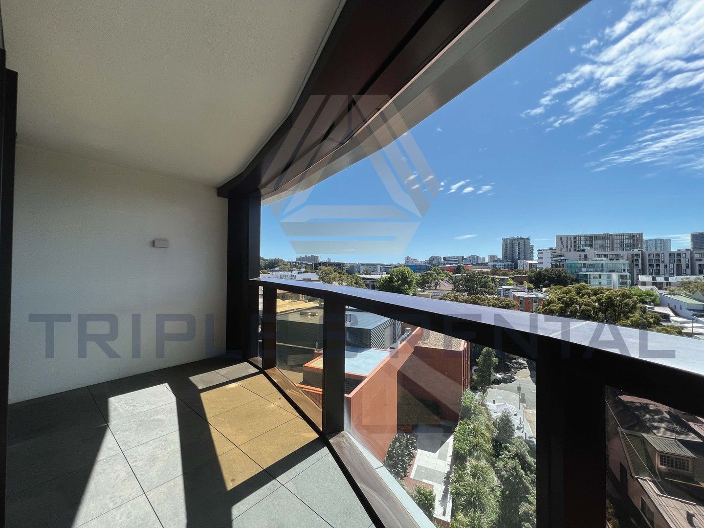2 bedrooms Apartment / Unit / Flat in 610/6 Ebsworth Street ZETLAND NSW, 2017