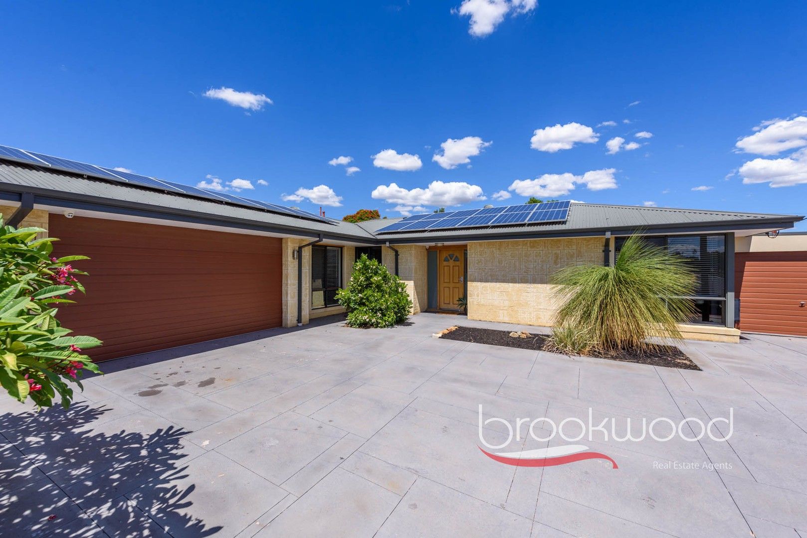 8 Bladon Way, Swan View WA 6056, Image 0