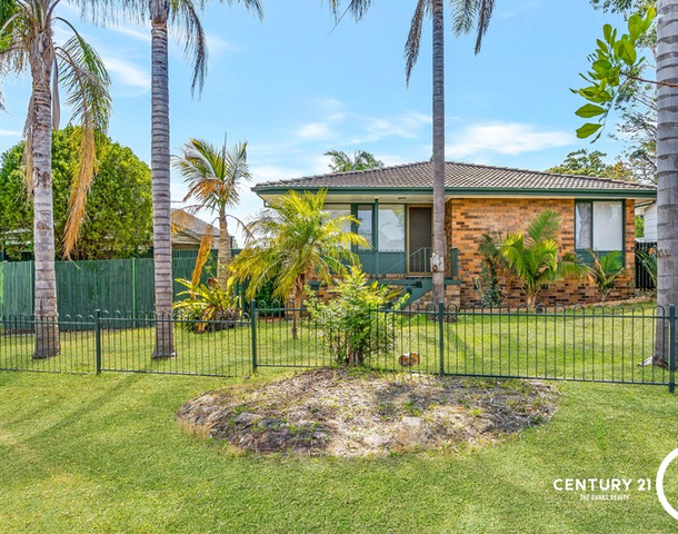 13 Rowley Place, Airds NSW 2560