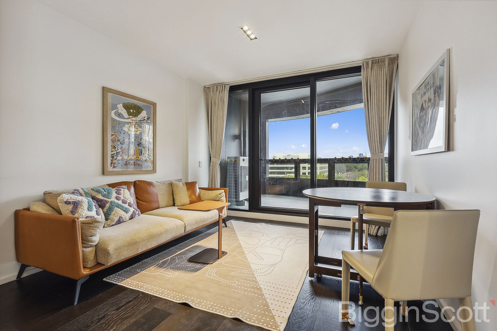 707/20 Queens Road, Melbourne VIC 3004, Image 2