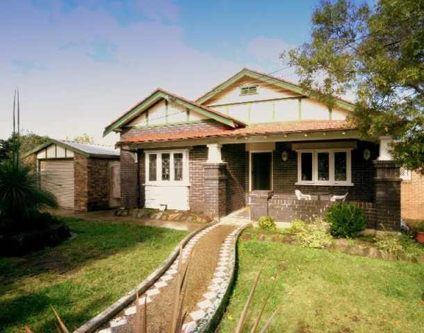 2 Griffiths Avenue, Punchbowl NSW 2196
