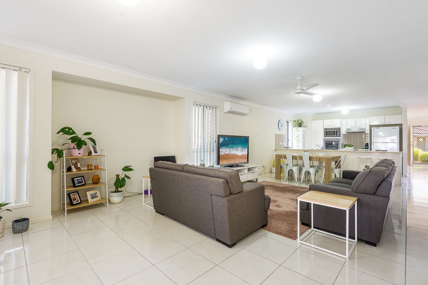 15/18 Platinum Place, Oxley QLD 4075, Image 2