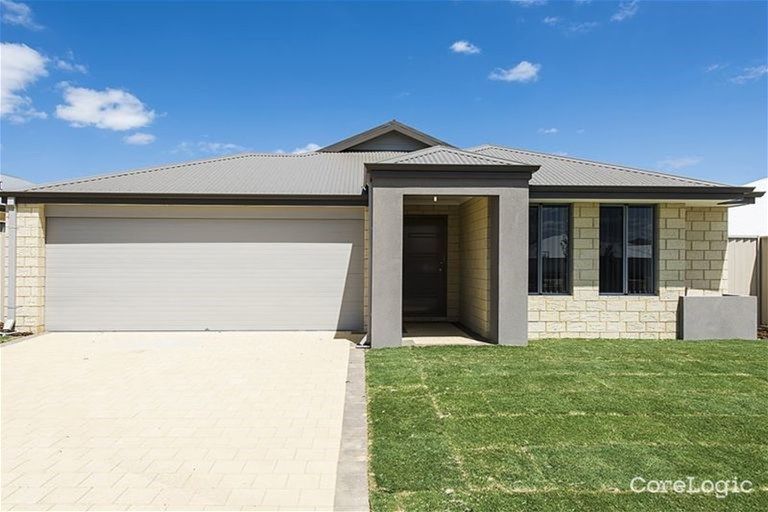4 bedrooms House in 100 Makybe Drive BALDIVIS WA, 6171