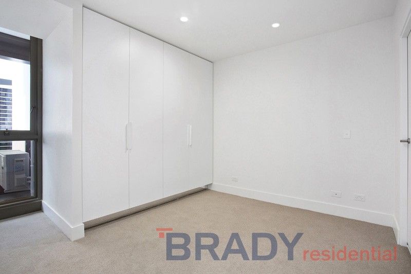 2010/500 Elizabeth Street, Melbourne VIC 3000, Image 2