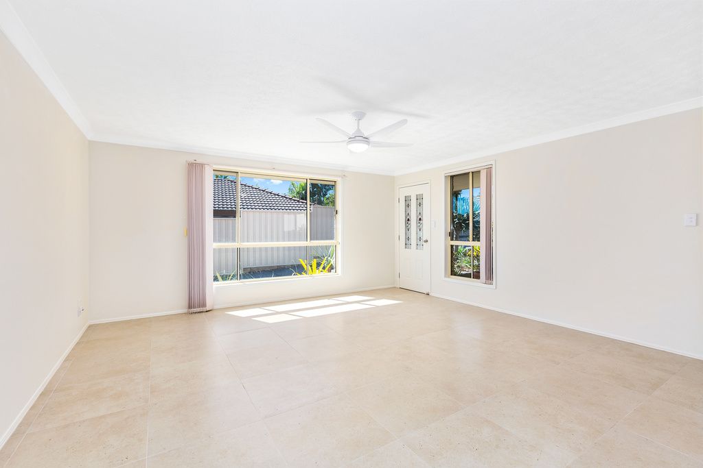 1/11 Tralee Drive, Banora Point NSW 2486, Image 2
