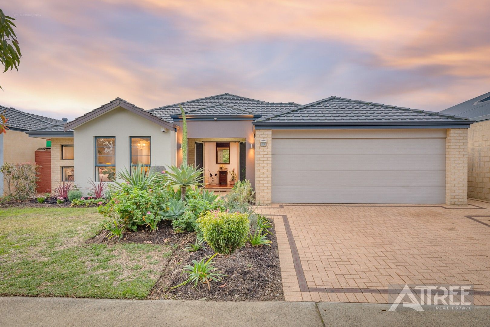 4 bedrooms House in 13 Crested Turn HARRISDALE WA, 6112