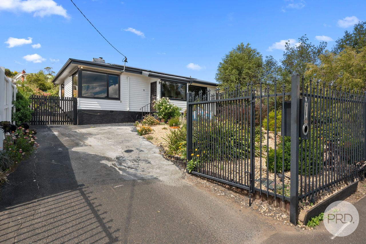 9 Athol Street, Lutana TAS 7009 Domain