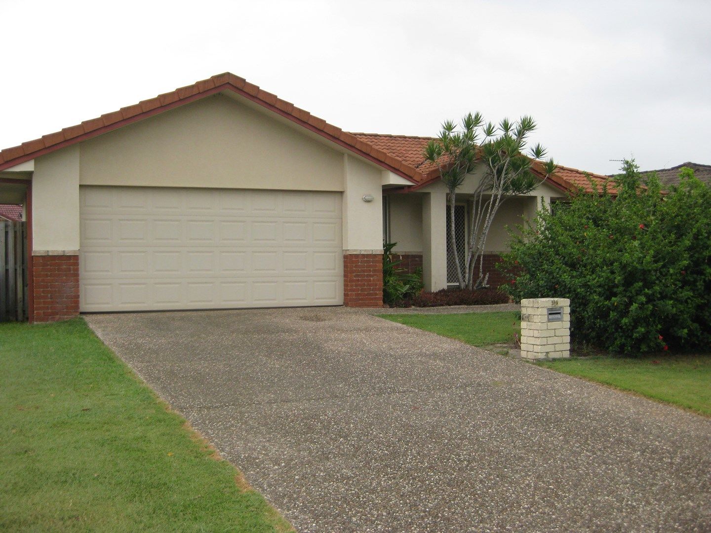 4 bedrooms House in 39 St Stephens Drive UPPER COOMERA QLD, 4209
