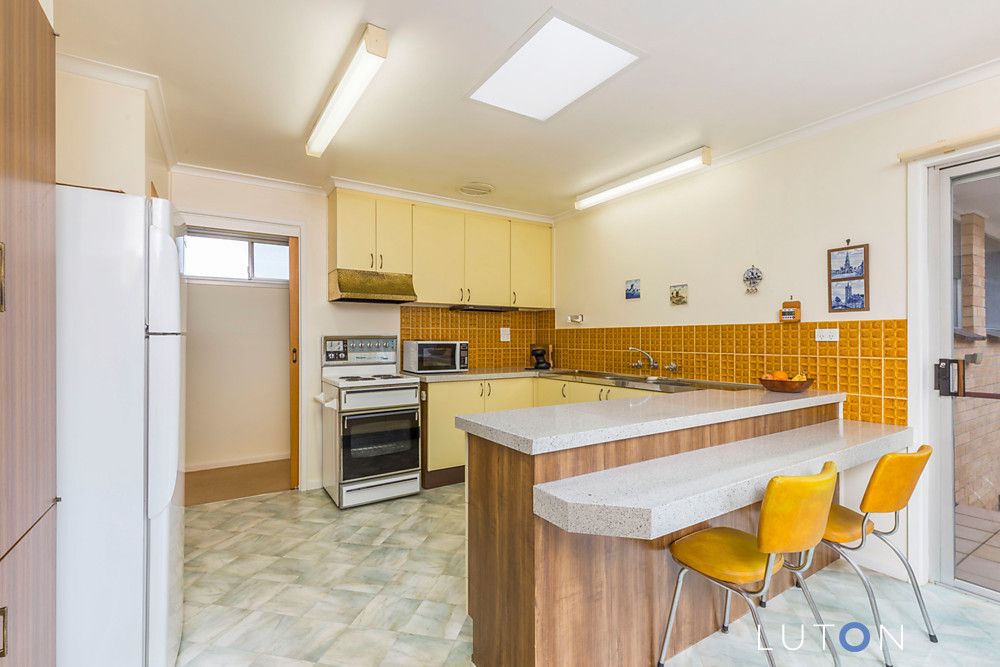 88 Dalley Crescent, Latham ACT 2615, Image 2