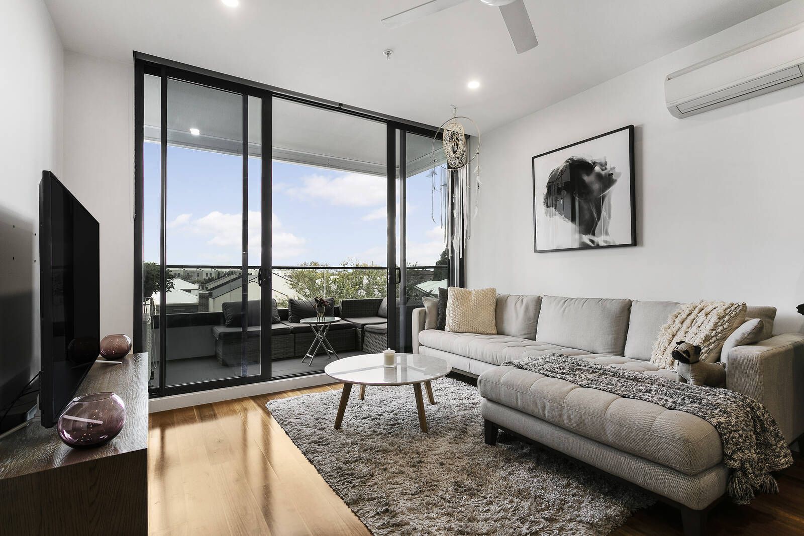 202/9 Hewitt Avenue, Footscray VIC 3011, Image 2