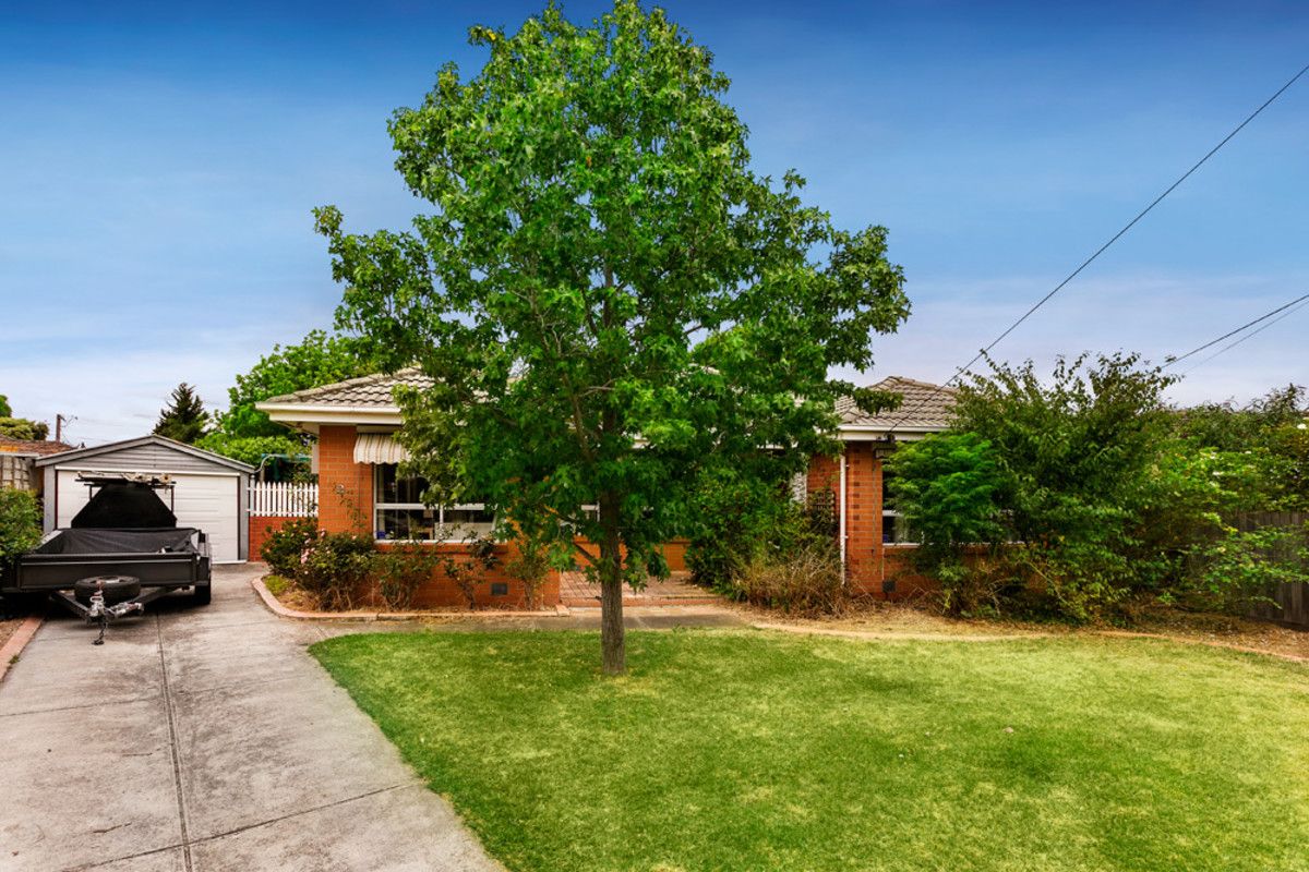 2 Drake Court, Avondale Heights VIC 3034