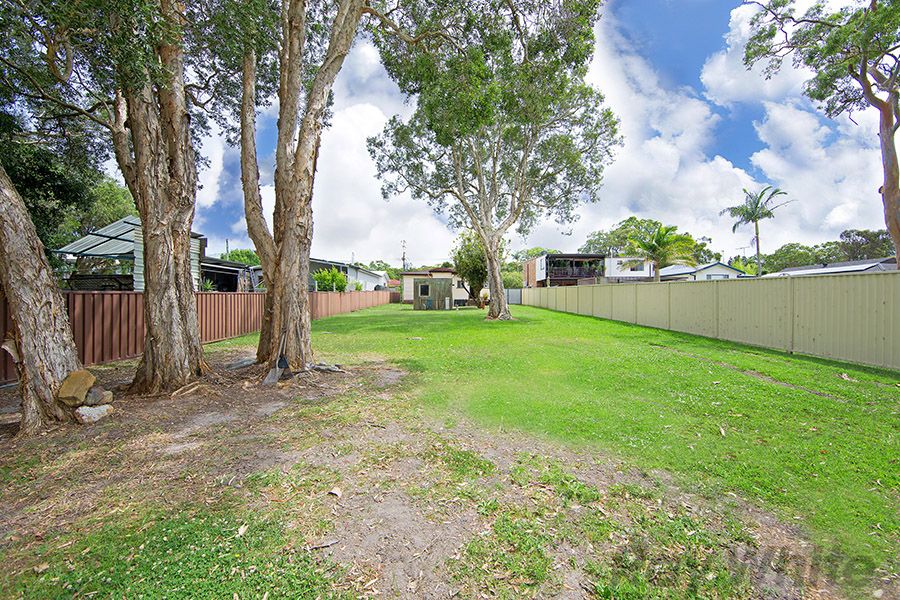 44 Elouera Avenue, Buff Point NSW 2262, Image 2