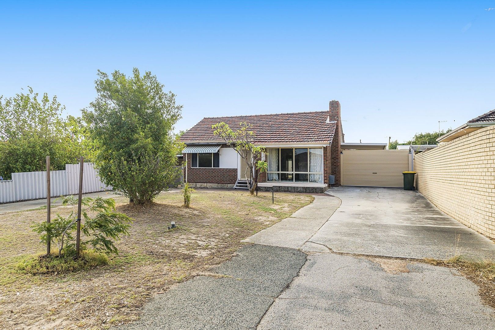 3 bedrooms House in 15 Kingsfold Street BALGA WA, 6061