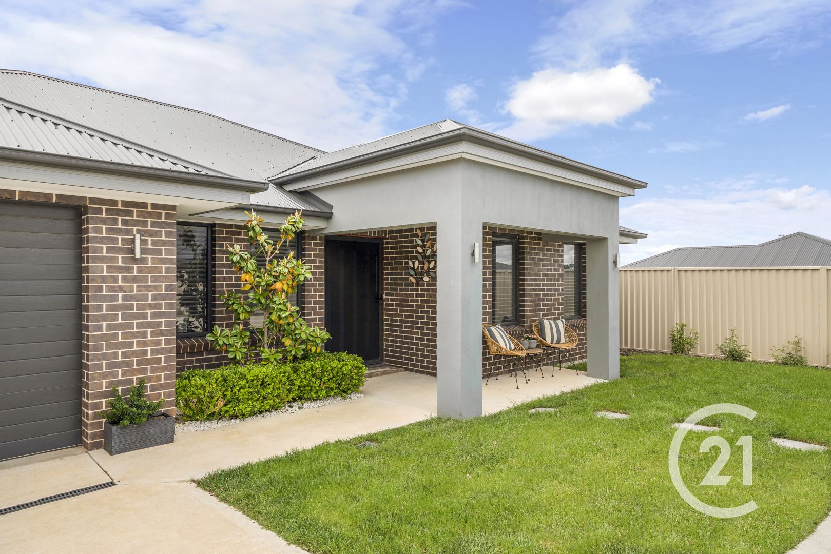 12 Cheviot Drive, Kelso | Property History & Address Research | Domain