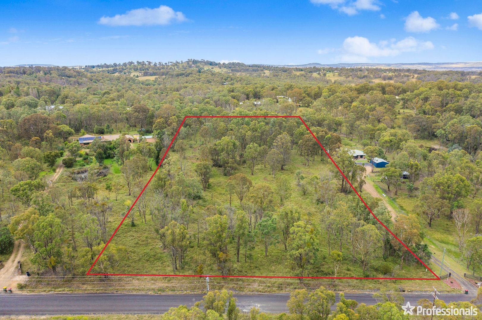 27 Kendall Road, Invergowrie NSW 2350, Image 1