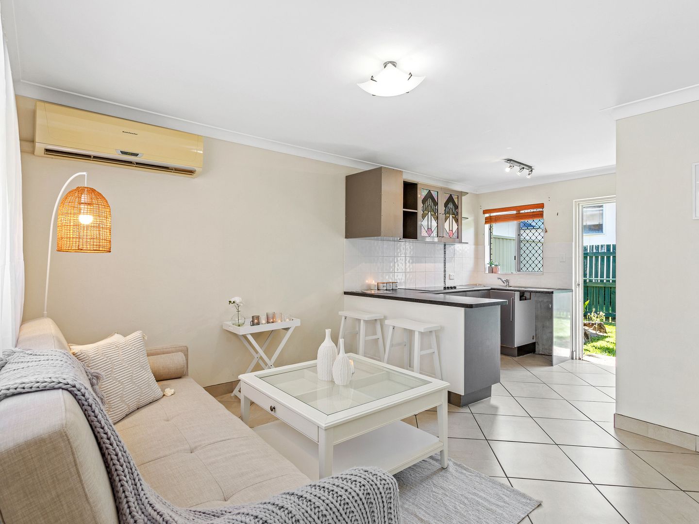 Unit 1/32 Georgina St, Woody Point QLD 4019, Image 2