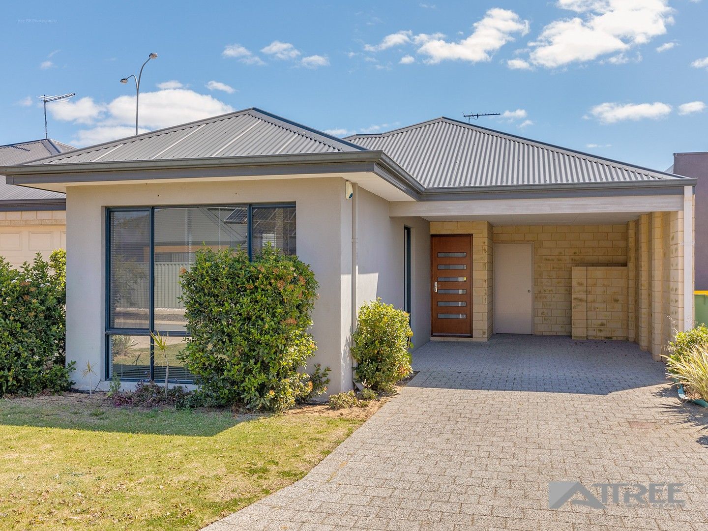 3 bedrooms House in 1B Basalt Road HARRISDALE WA, 6112