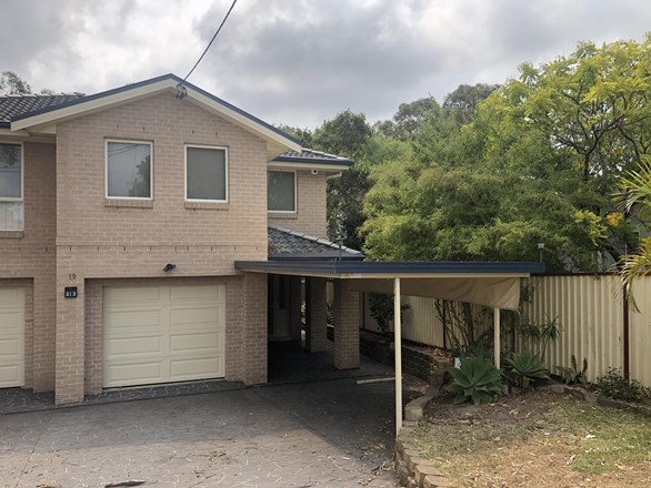19 Macquarie Road, Mannering Park NSW 2259