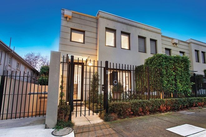 Picture of 16 Park Road, PRAHRAN EAST VIC 3181