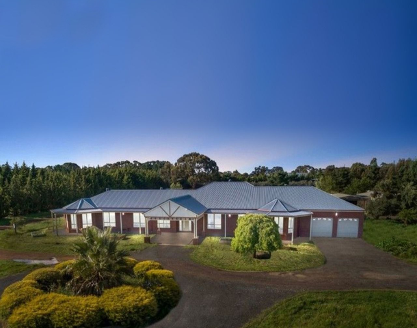 20 Strathtulloh Circuit, Strathtulloh VIC 3338