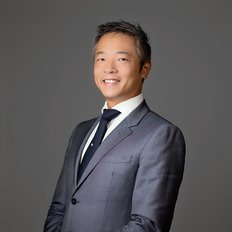 Kevin Sun, Sales representative