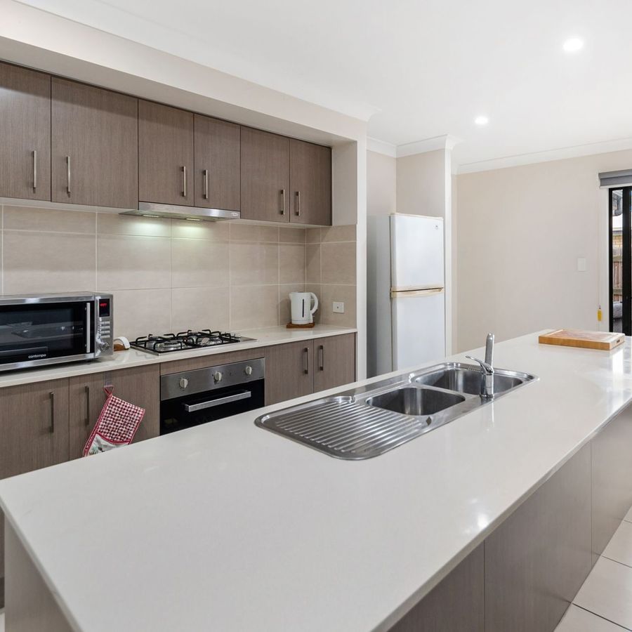 4 bedrooms House in 58 Creekwood Ave MERIDAN PLAINS QLD, 4551