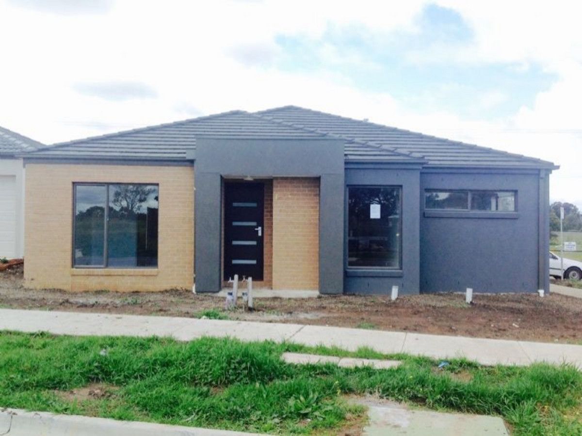 3 bedrooms House in 46 Gatestone Road EPPING VIC, 3076