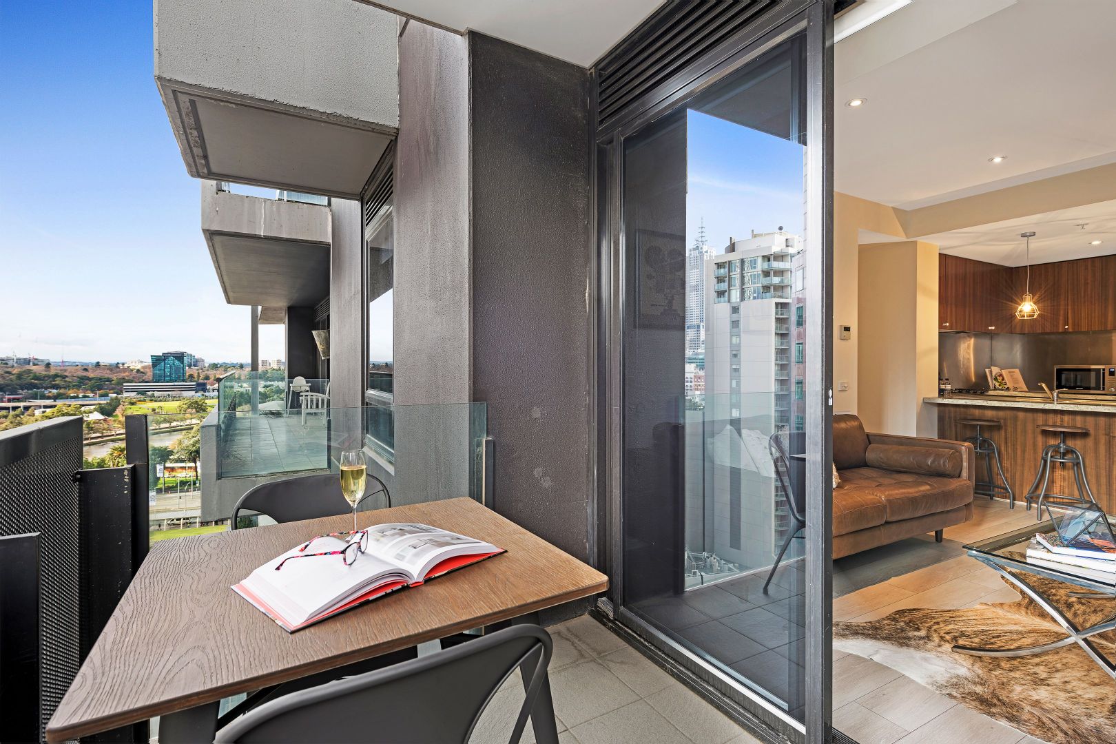 1704/33 City Road, Southbank VIC 3006, Image 2