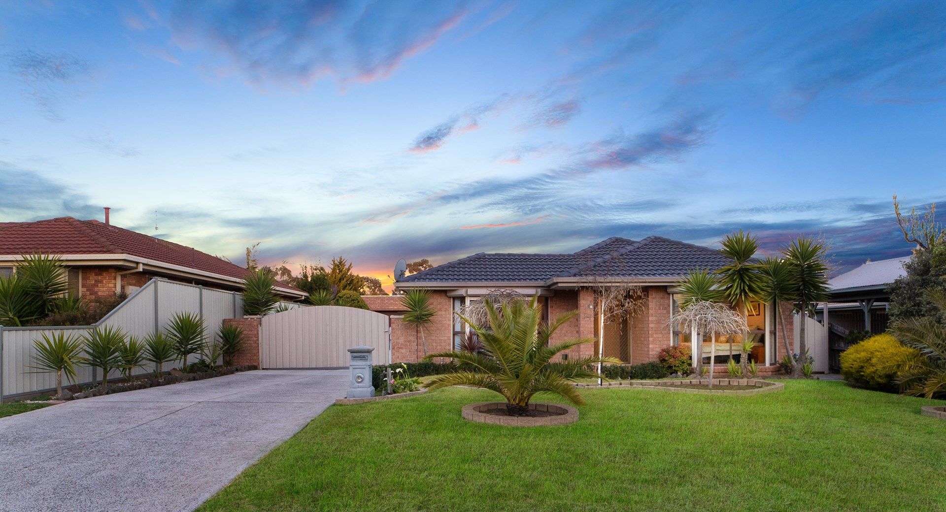 14 Poltava Walk, Delahey VIC 3037, Image 0