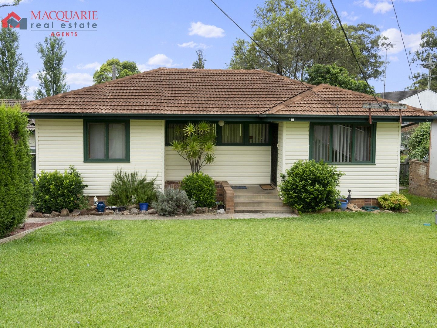 4 Moomin Place, Busby NSW 2168, Image 0
