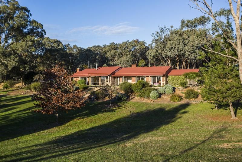 61 Claremont Place, SEDGWICK VIC 3551, Image 0