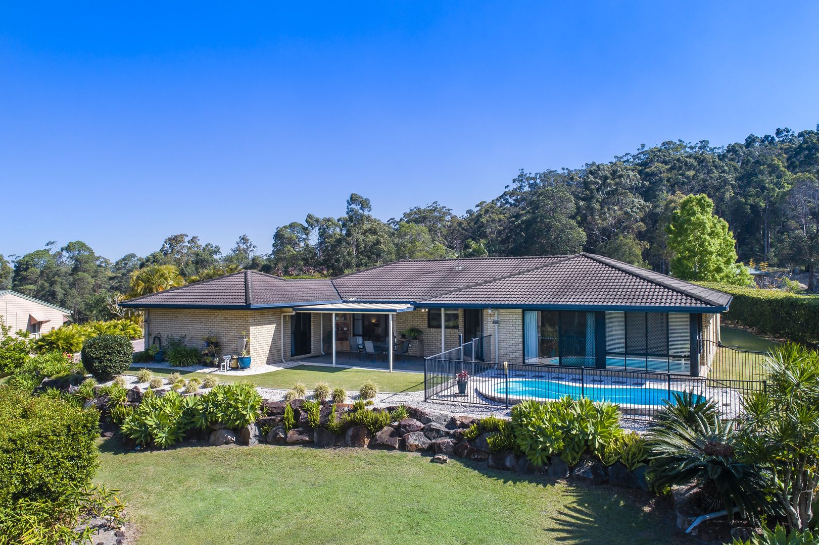 35 Leigha Place, Kureelpa QLD 4560, Image 2