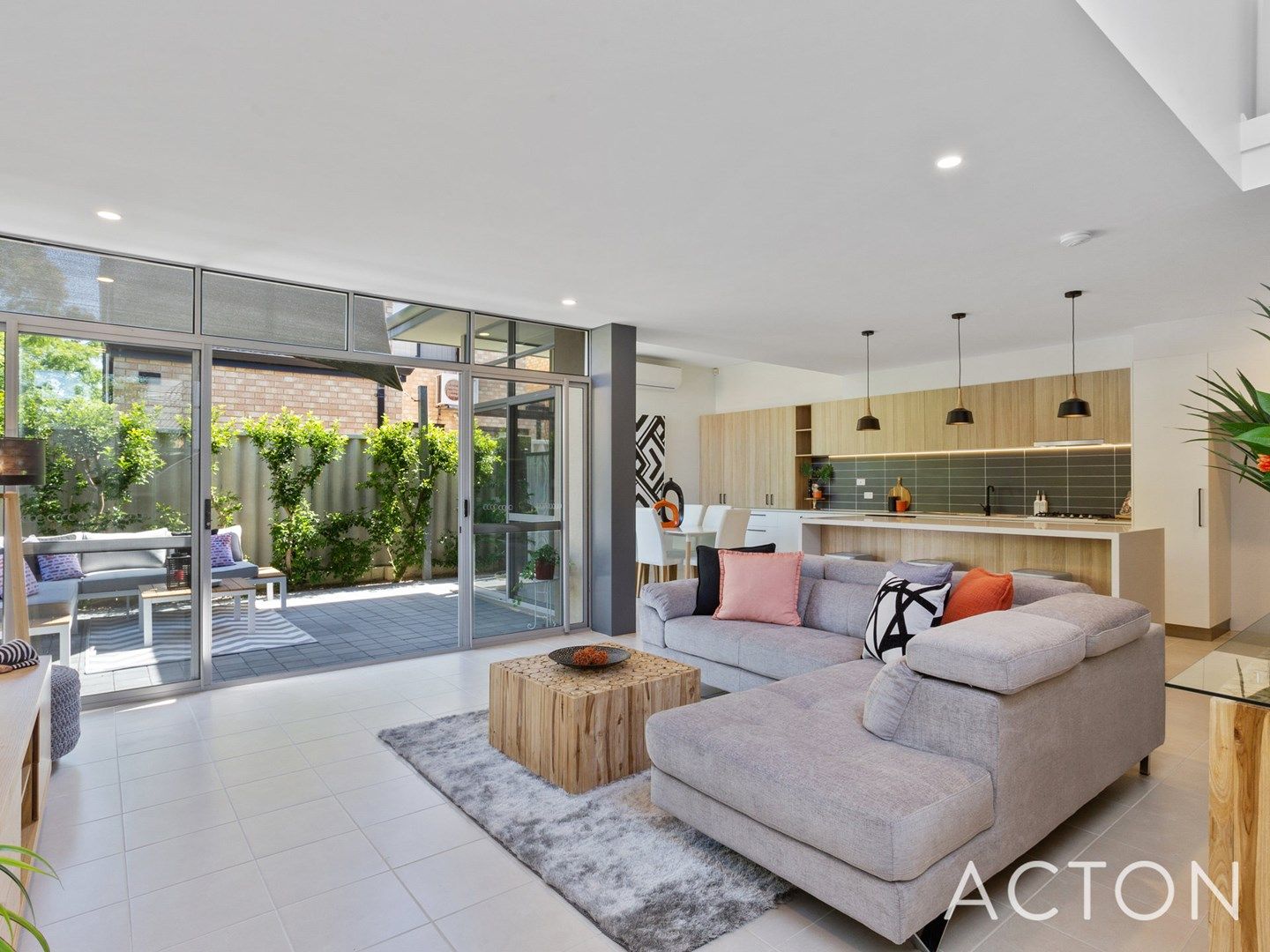 8/165 Stock Road, Attadale WA 6156, Image 0