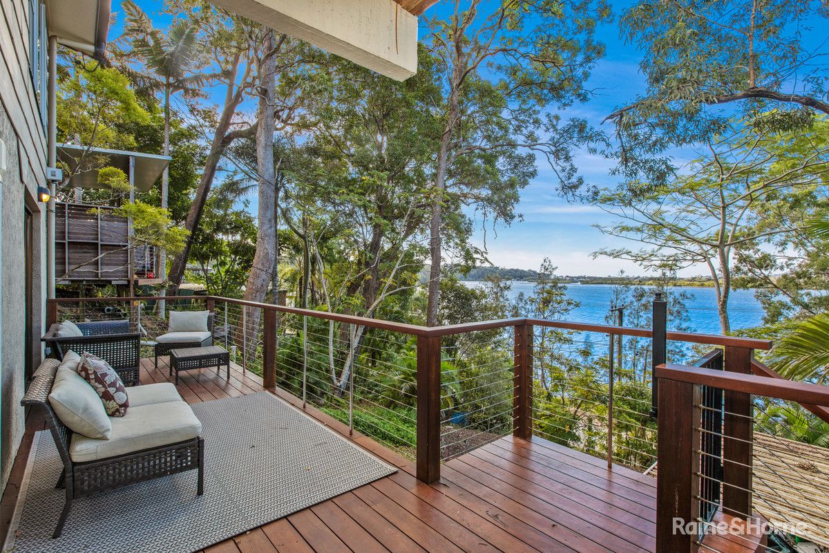 92 Broadwater Esplanade, Bilambil Heights NSW 2486, Image 2