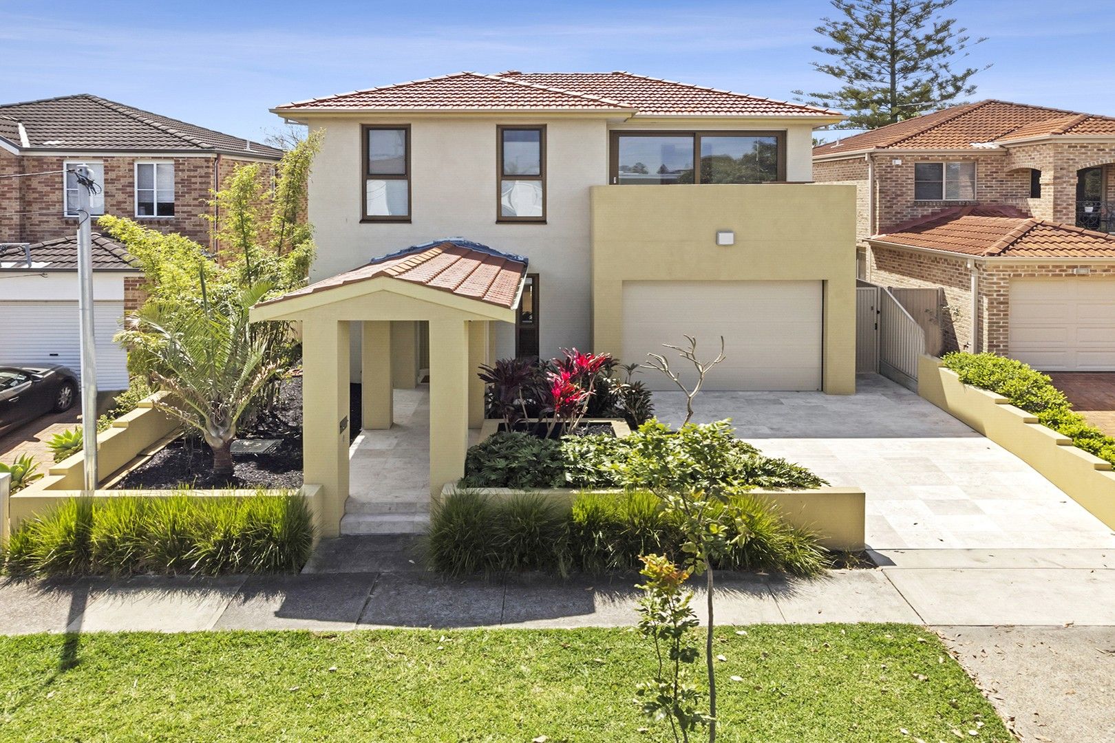 4 bedrooms House in 17 Monterey Street MONTEREY NSW, 2217