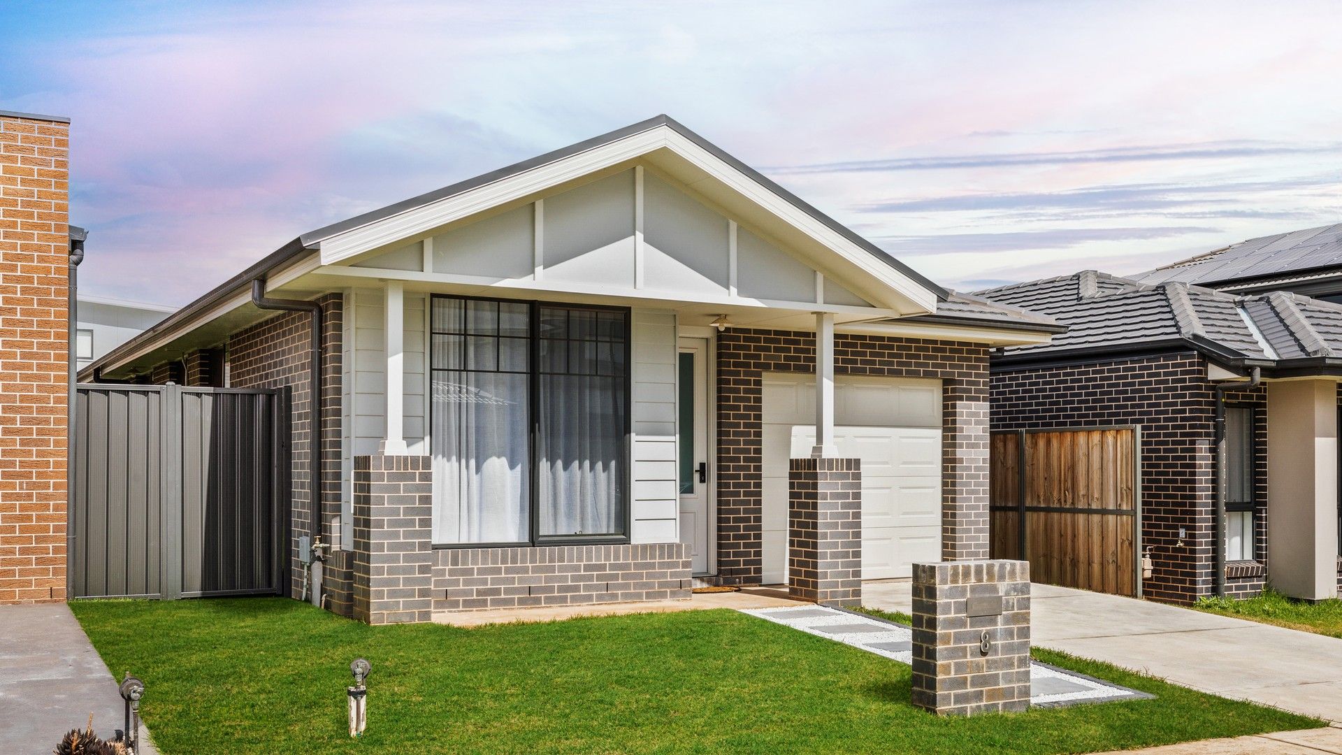 4 bedrooms House in 8 Montecore Street BOX HILL NSW, 2765