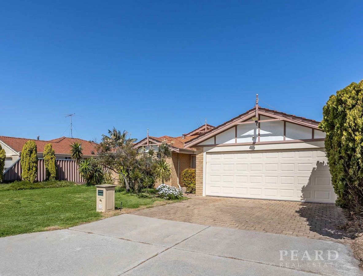 4 bedrooms House in 16 Worlanna Mews QUINNS ROCKS WA, 6030