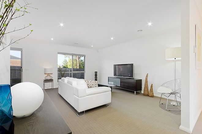 Picture of 2/26 Lascelles Avenue, MANIFOLD HEIGHTS VIC 3218