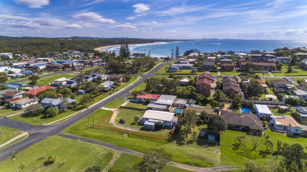 29 Carrington Street, Woolgoolga NSW 2456, Image 0