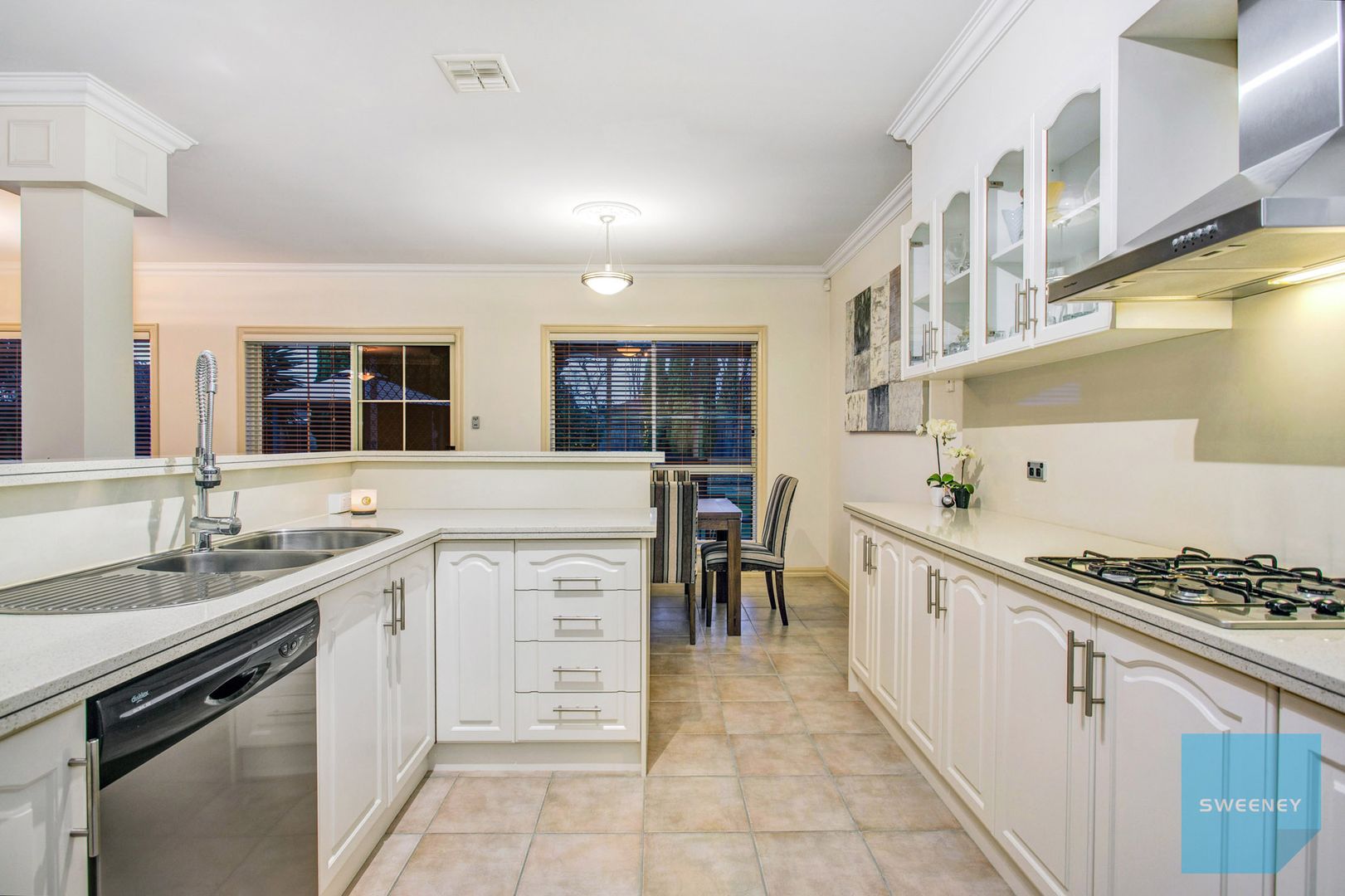 8 Lewin Court, Altona Meadows VIC 3028, Image 1