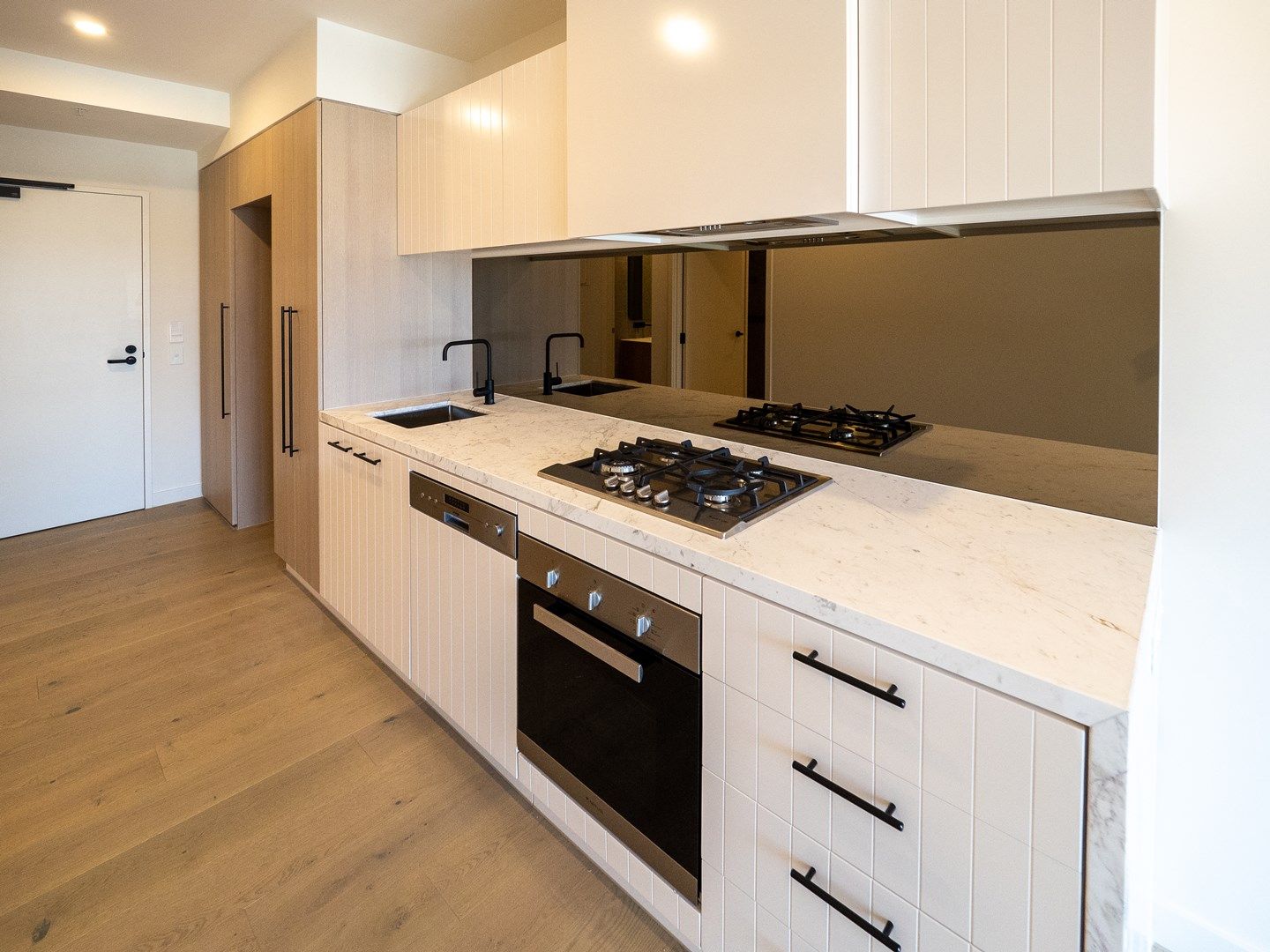 2 bedrooms Apartment / Unit / Flat in 801/868 Blackburn Road CLAYTON VIC, 3168