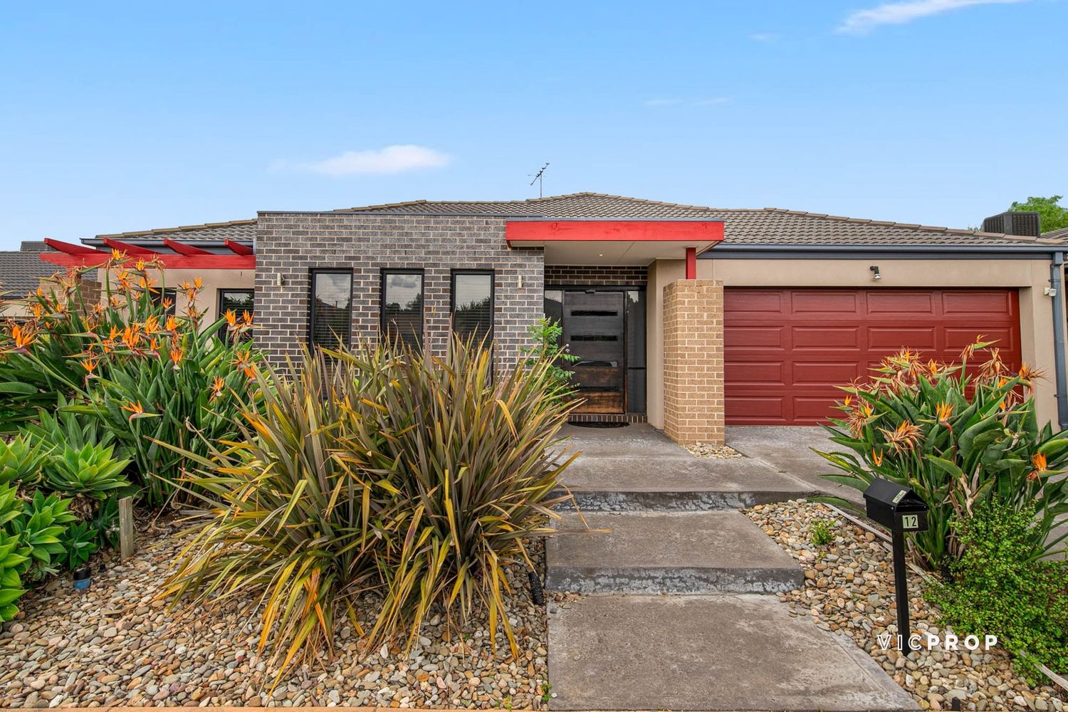 4 bedrooms House in 12 Villiers Drive POINT COOK VIC, 3030
