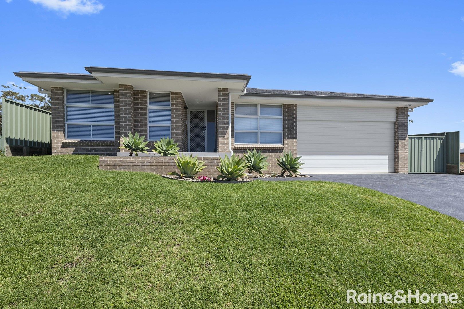 41 Gemini Way, Narrawallee NSW 2539, Image 0