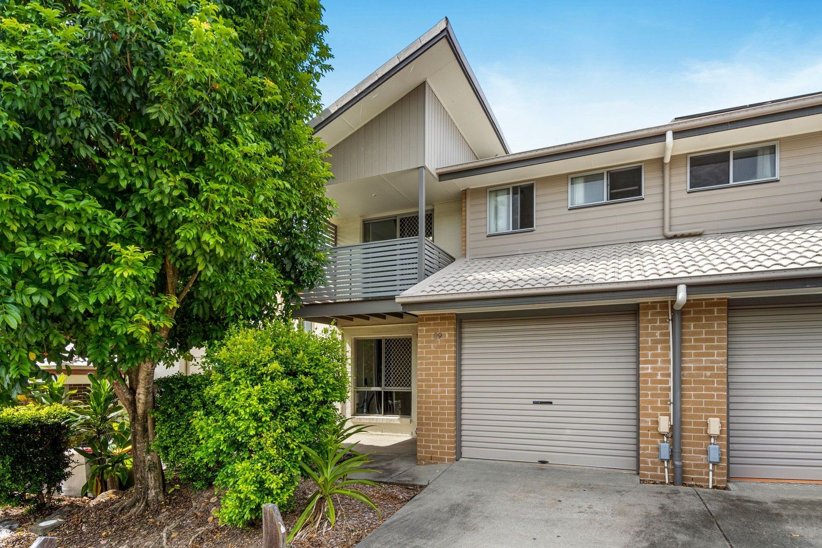 3 bedrooms Townhouse in 89/2311 Logan Road EIGHT MILE PLAINS QLD, 4113