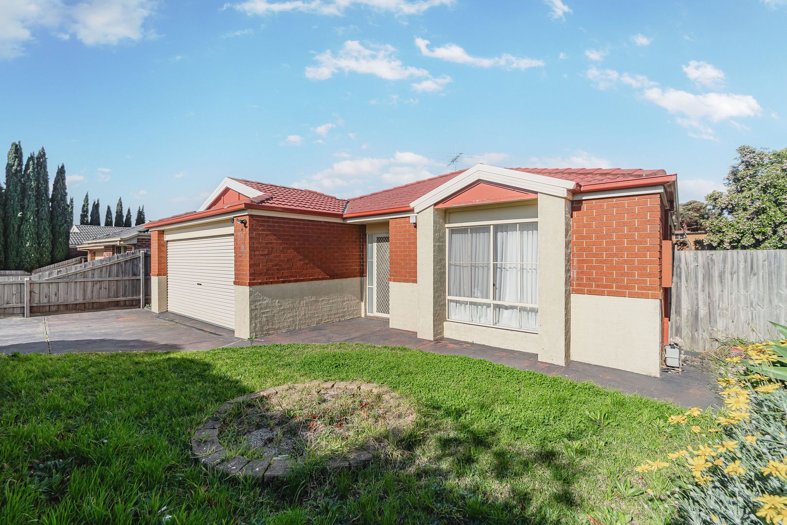 13 Woodside Way, Roxburgh Park VIC 3064 Domain